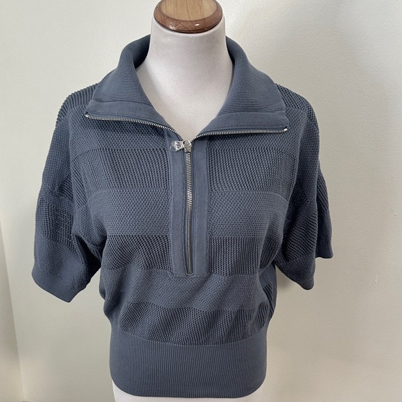 ❤️ Varley 1/2 Zip Semi Sheer Short Sleeve Sweater - Picture 1 of 6